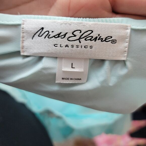 MISS ELAINE Nylon Nightgown - Picture 8 of 9